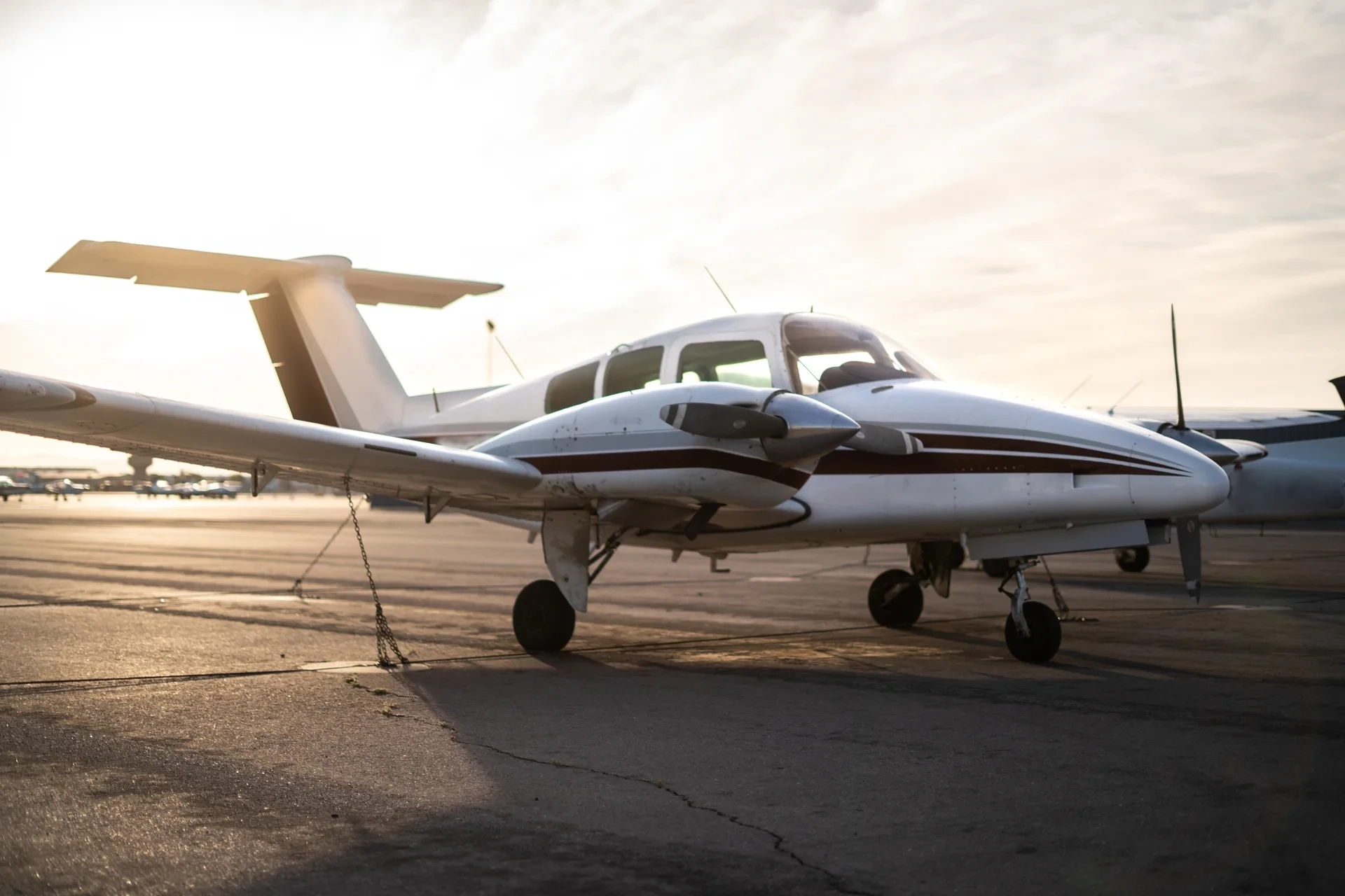 Front-right view of a Beechcraft Duchess